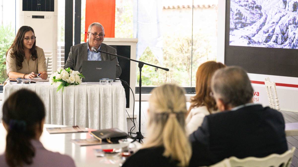 Zeus’tan Homeros’a kültürel miras mücadelesi büyüyor