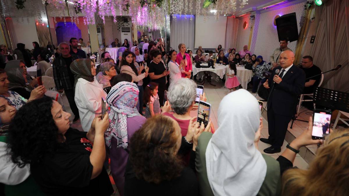 Başkan Yaşar annelerle buluştu