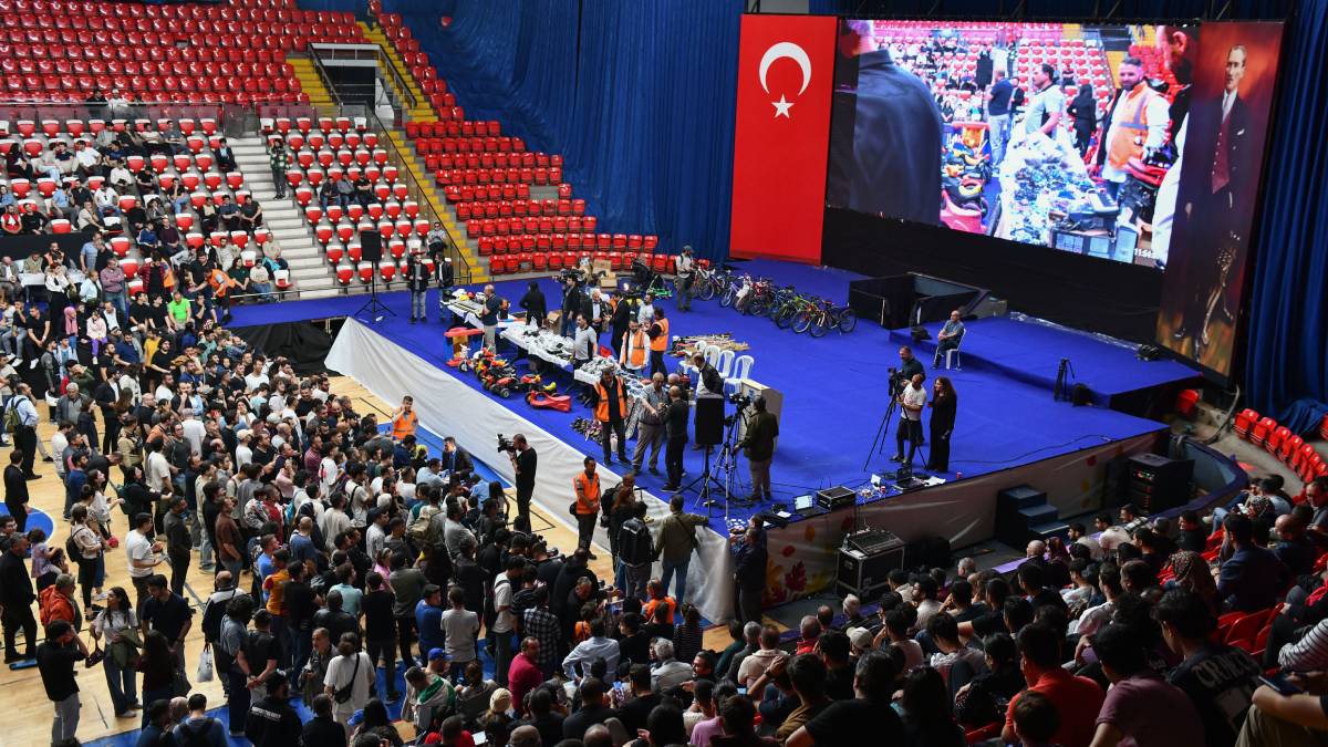 Otobüs, Ankaray ve metrolarda unutulan eşyalar açık artırmayla satıldı