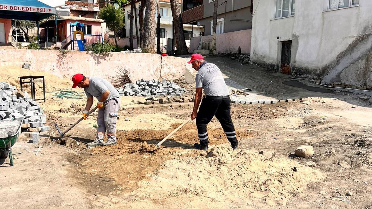 Başkan Yetişkin kentin yollarını yeniliyor