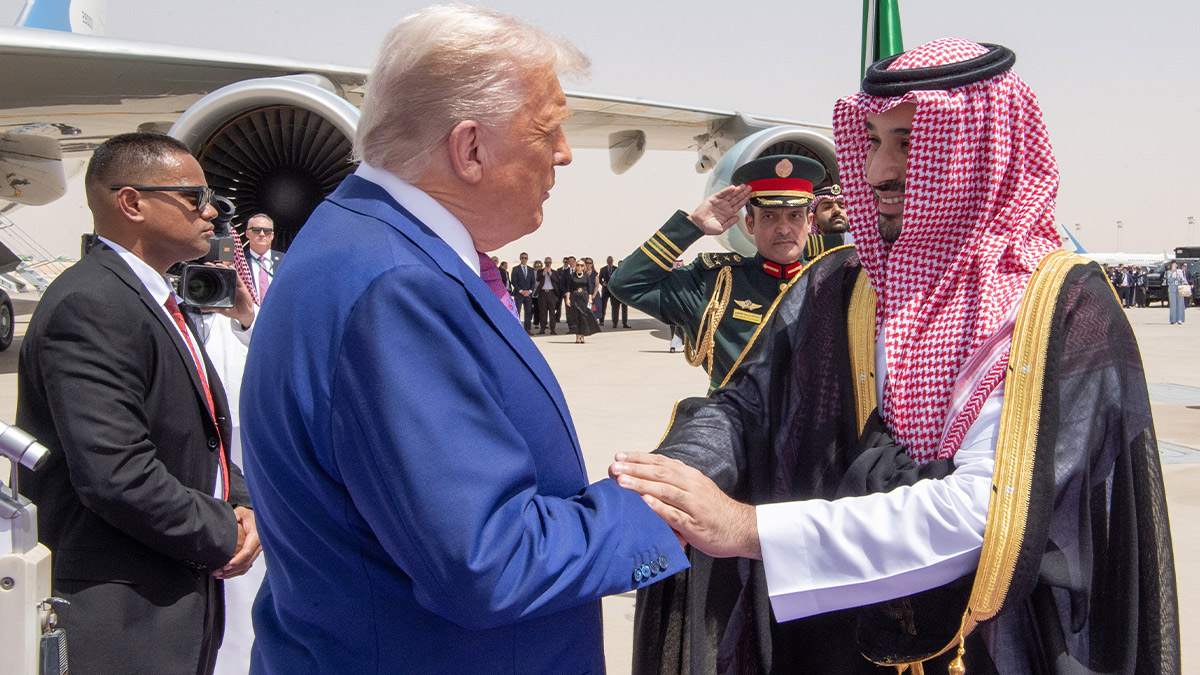 Trump, Orta Doğu turunun ilk ayağı Suudi Arabistan'da