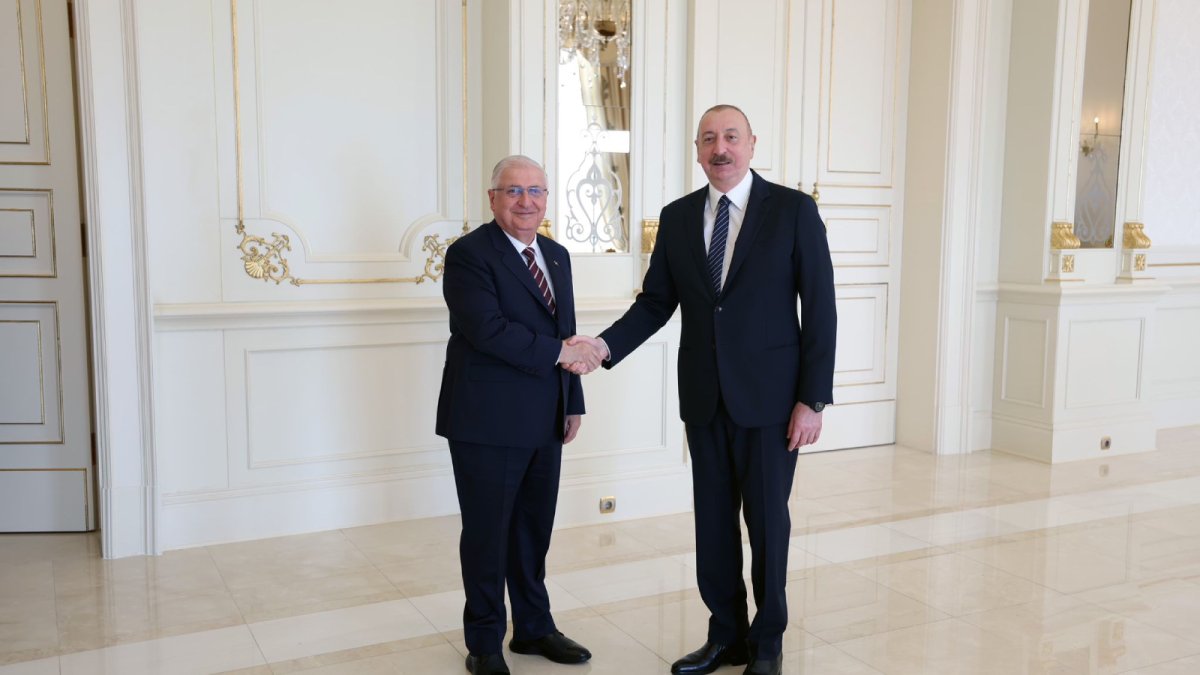 Aliyev, Milli Savunma Bakanı Güler'i kabul etti