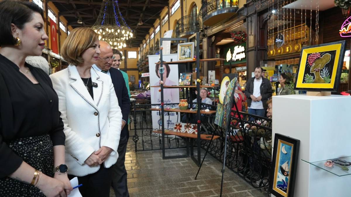 Engelli bireylerin hazırladığı resim ve el eserlerinden oluşan sergi açıldı!