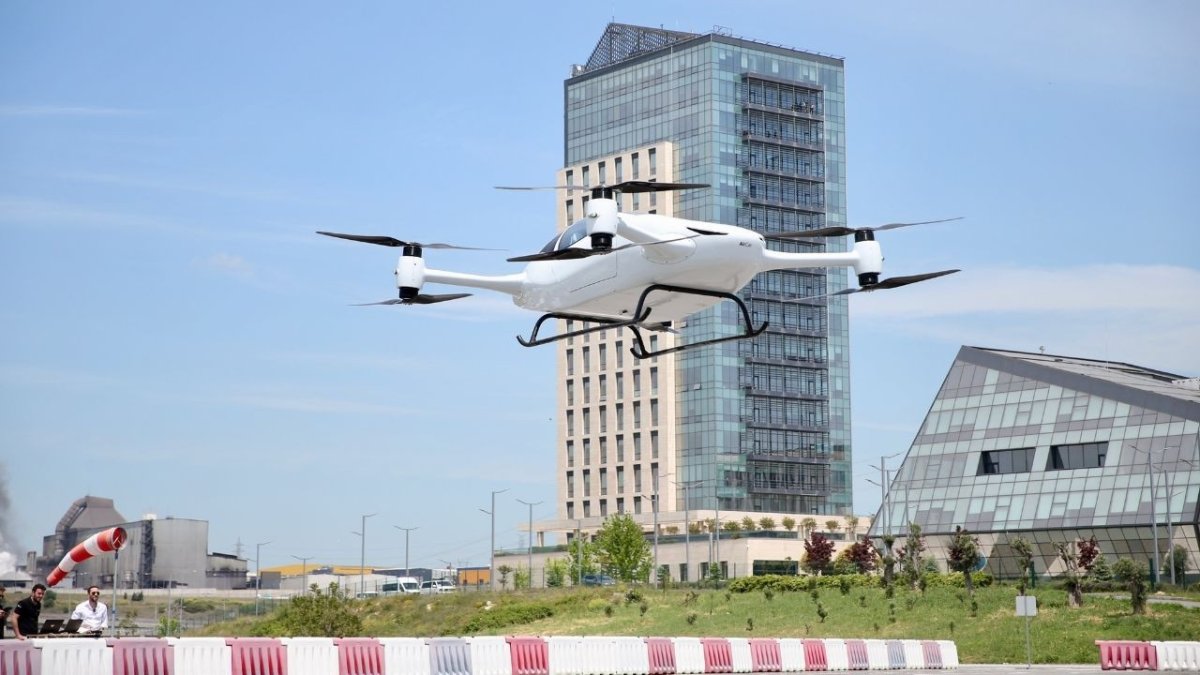 Galata’dan Üsküdar’a 1 dakika: Elektrikli uçan araba 2026’da trafiğe çıkacak