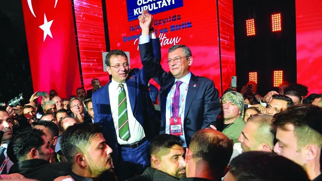 CHP'ye 'Kurultay' iddianamesi: 9 milletvekilinin dosyası Meclis'e gönderildi