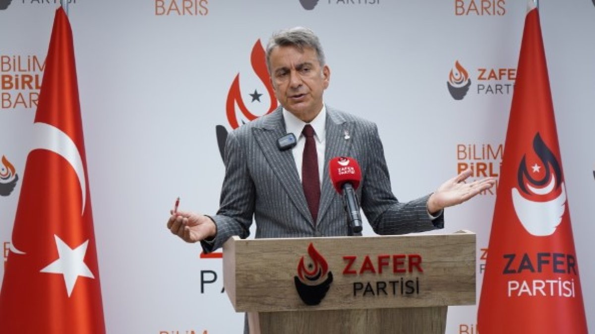 Azmi Karamahmutoğlu Bakan Tunç'un fotoğrafına yorum yaptığı için ifade verdi: "Bana mistik" dedi soruşturması