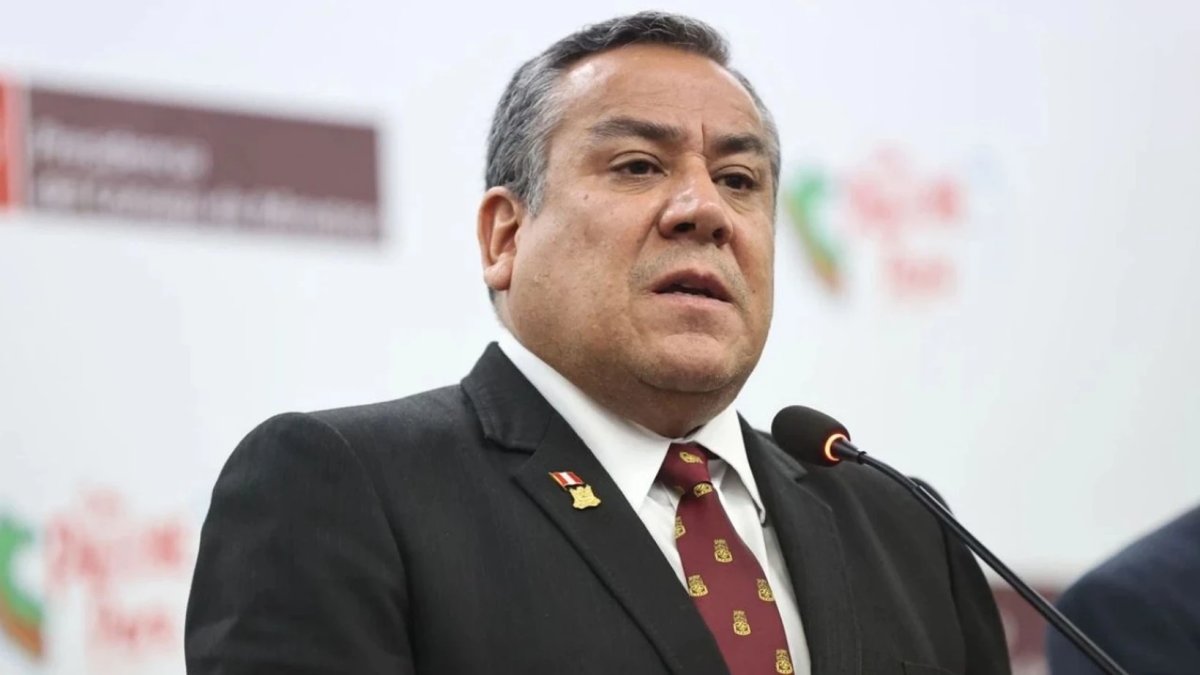 Peru Başbakanı Adrianzen görevinden istifa etti