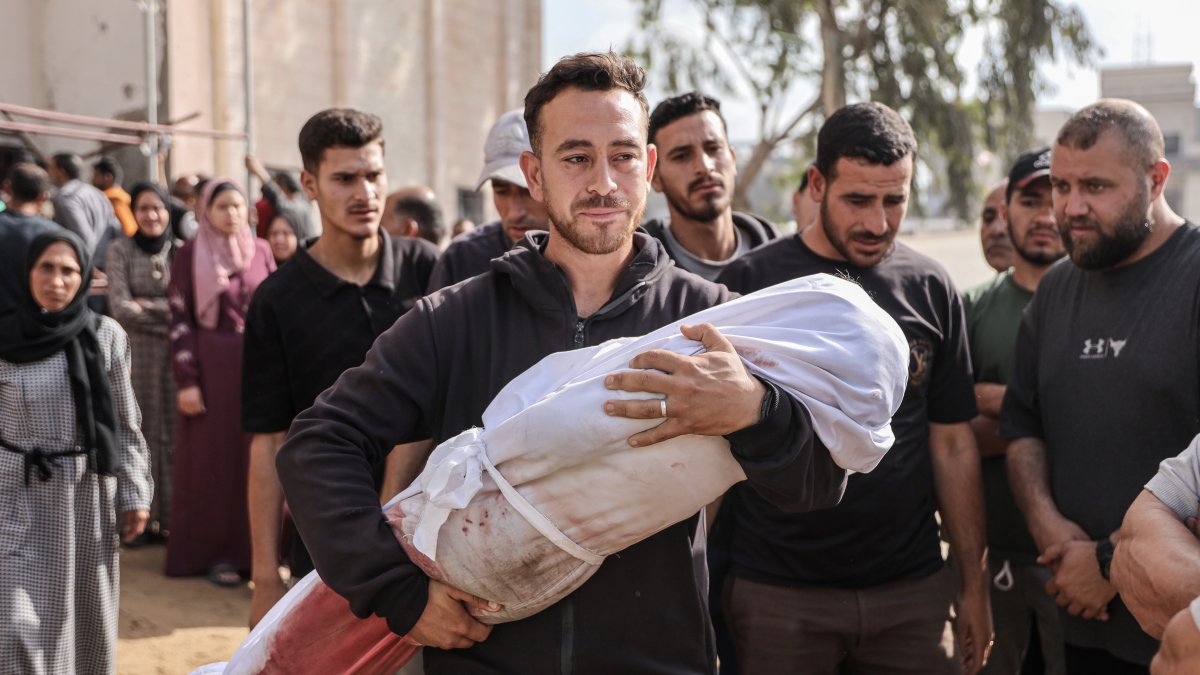 Gazze’de can kaybı 52 bin 928’e yükseldi