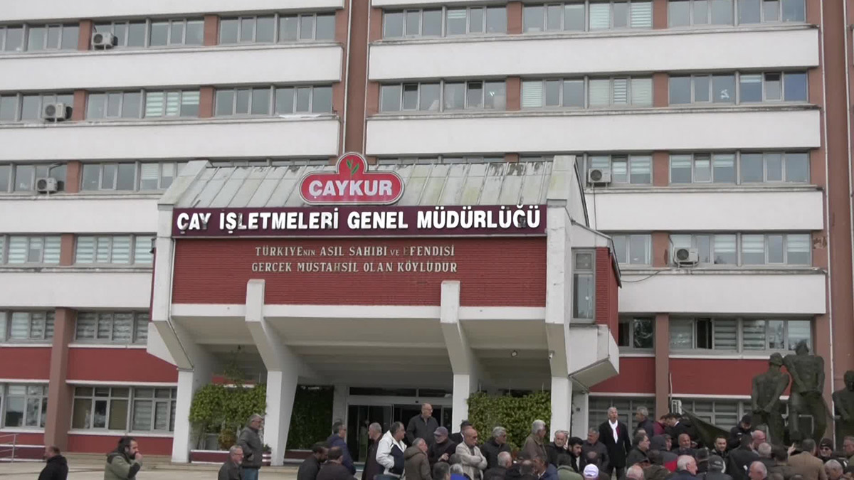 Rize'de 'çay fiyatı' protestosu... 'Çay üreticisi bedava para istemiyor, hakkını istiyor'