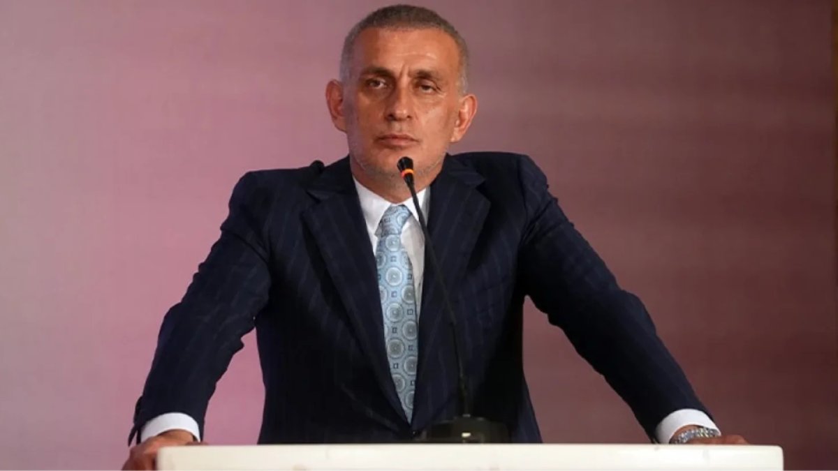 "Kupayı Galatasaray’a vereceğim" demişti: TFF Başkanı Hacıosmanoğlu Galatasaray'a kupayı vermeye gitmedi