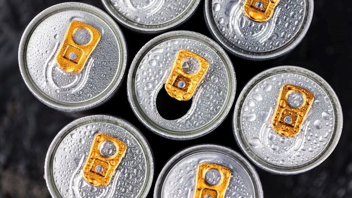 Enerji içeceklerinde büyük tehlike: Kanser riskini artırıyor