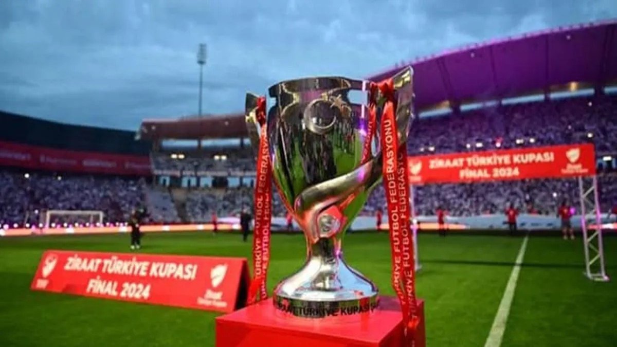 Galatasaraylı isimden TFF Başkanı’na sessiz tepki! Kupa töreninde tokalaşmadı