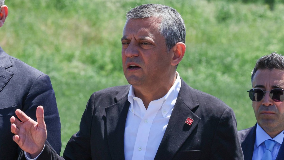 Özel'den iktidara 'normalleşme' çağrısı: Terörsüz Türkiye'de varız siz de tutuksuz yargılamada var mısınız?