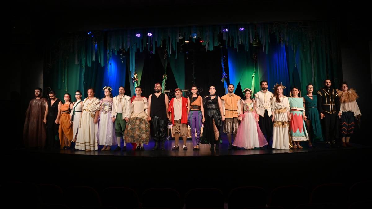 Şehir Tiyatrosu’na “En Başarılı Anadolu Tiyatrosu Özel Ödülü”