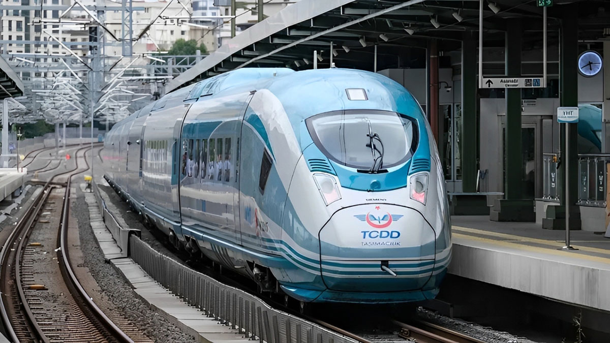 Bursa'ya hızlı tren müjdesi: Bu yıl bitmeden hizmete giriyor! O güzergahta artık YHT çalışacak