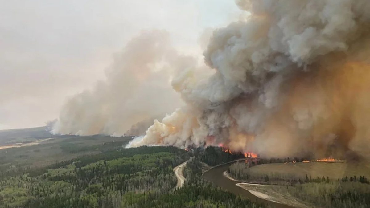 Kanada'da yangın: OHAL ilan edildi