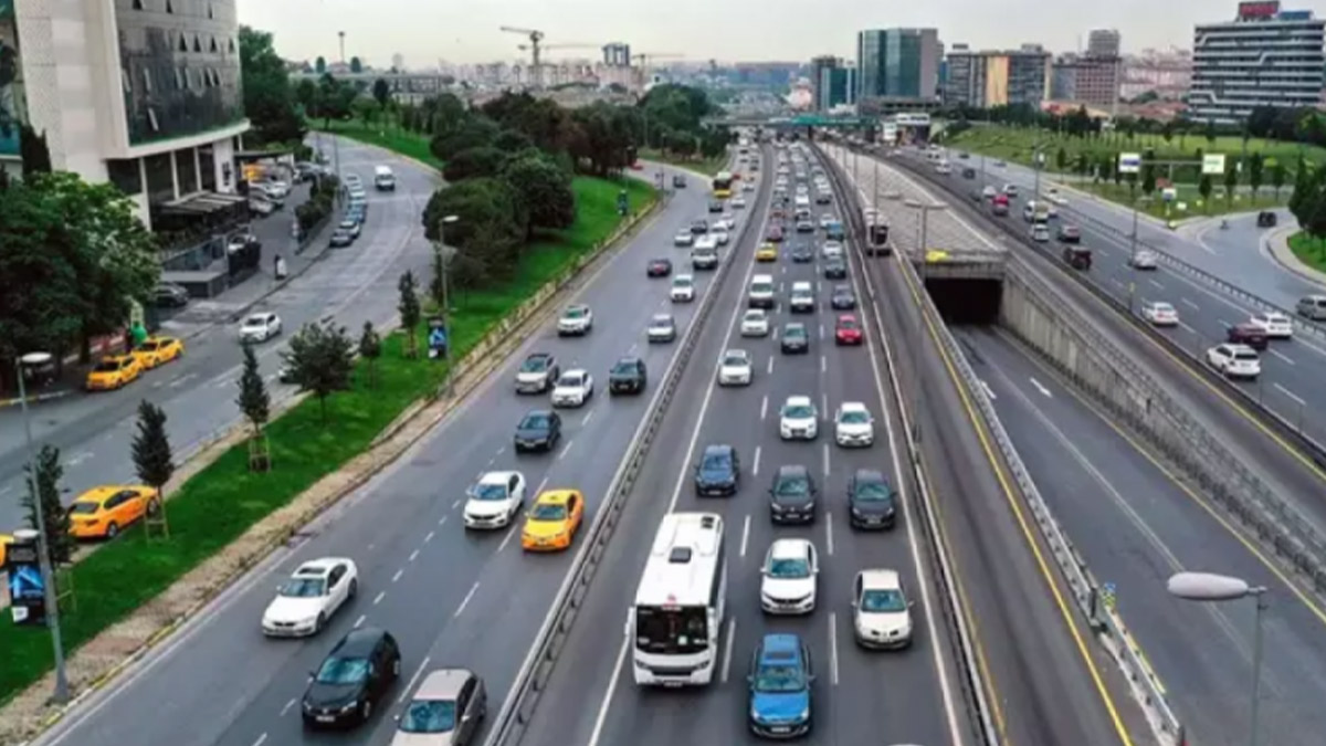 Trafiğe kaydı yapılan taşıt sayısı 1,9 azaldı