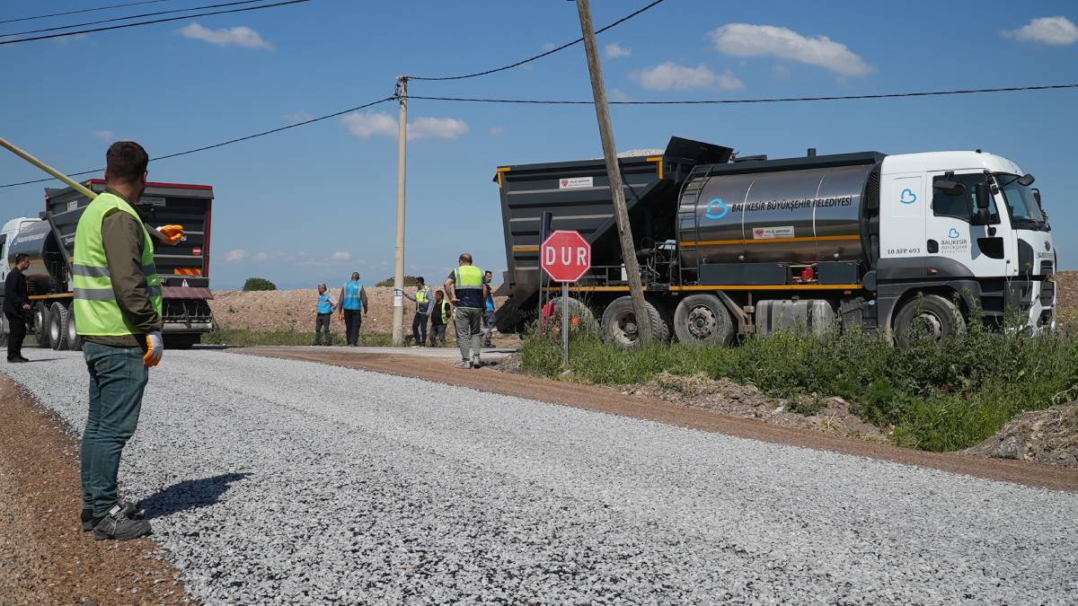 Büyükşehir, altyapıdan üstyapıya vatandaşın hayatını kolaylaştırıyor
