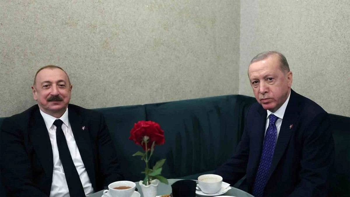 Erdoğan Aliyev'le görüştü