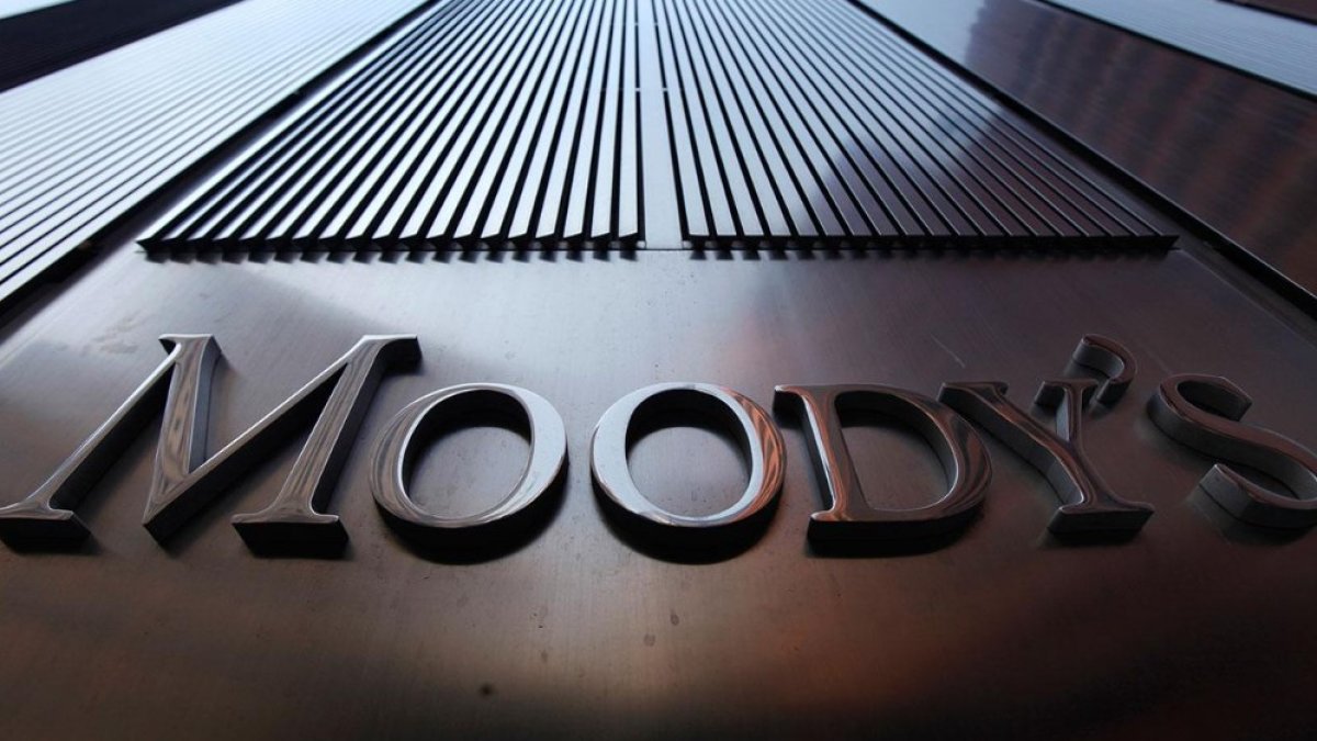 Moody’s’ten ABD’ye kredi notu darbesi: Not düşürüldü, görünüm durağana çekildi