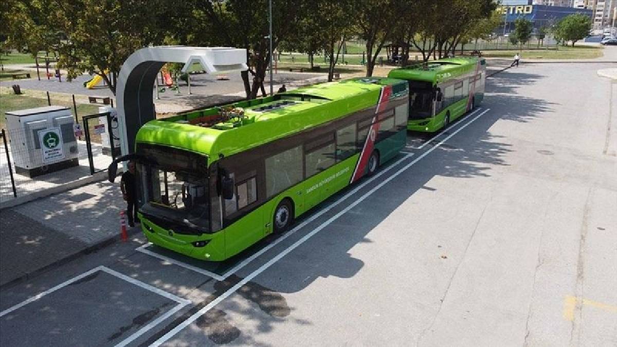 Otobüste yeni devrim! O da elektrikli oldu: Üretime çıktı geliyor...