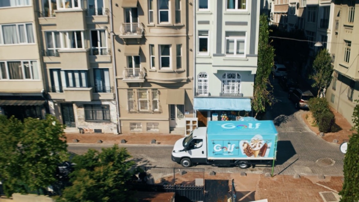 GOLF Dondurma'nın  yeni reklam filmi ekranlarda yerini aldı