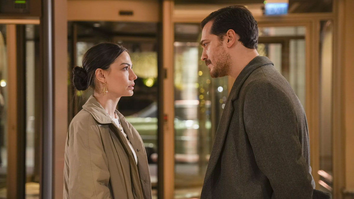 Eşref Rüya, Wattpad'le davalık oldu