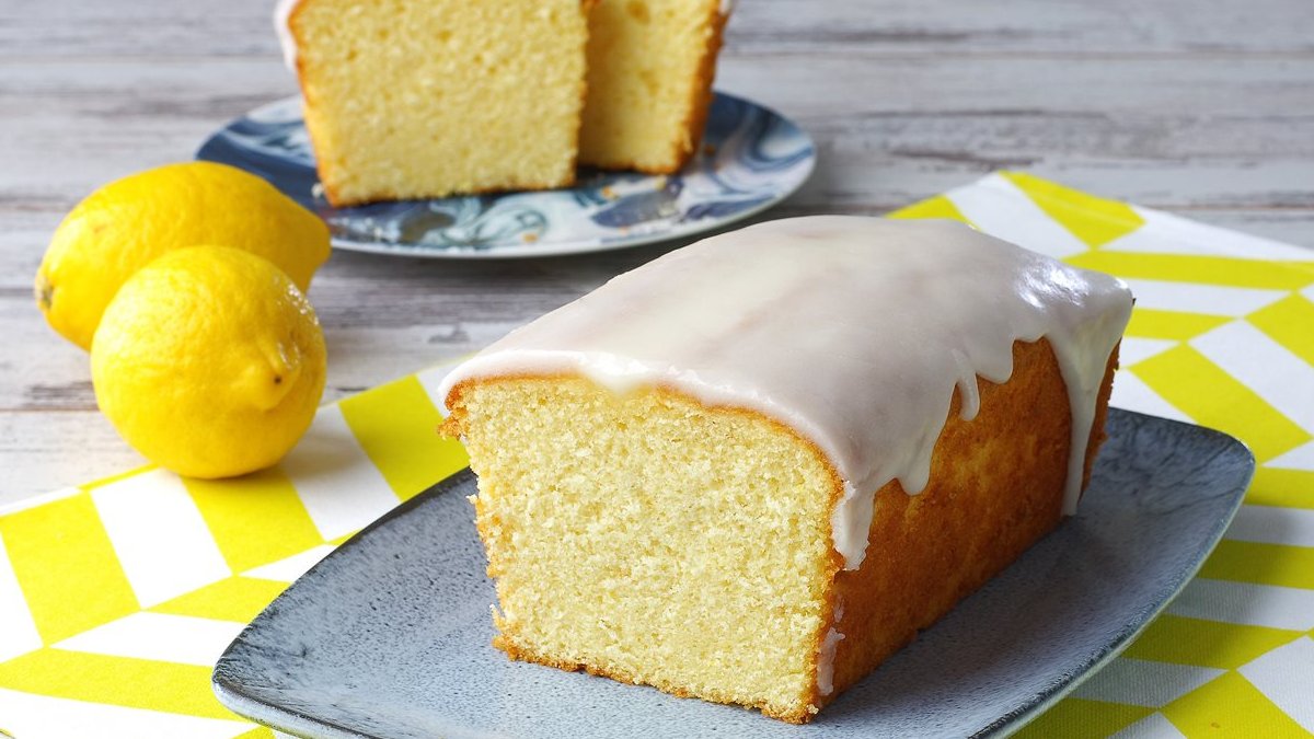 Ağızda eriyip gidiyor, işin sırrı o malzemede yatıyor! Limonlu kekin sırrı işin ustasından geliyor