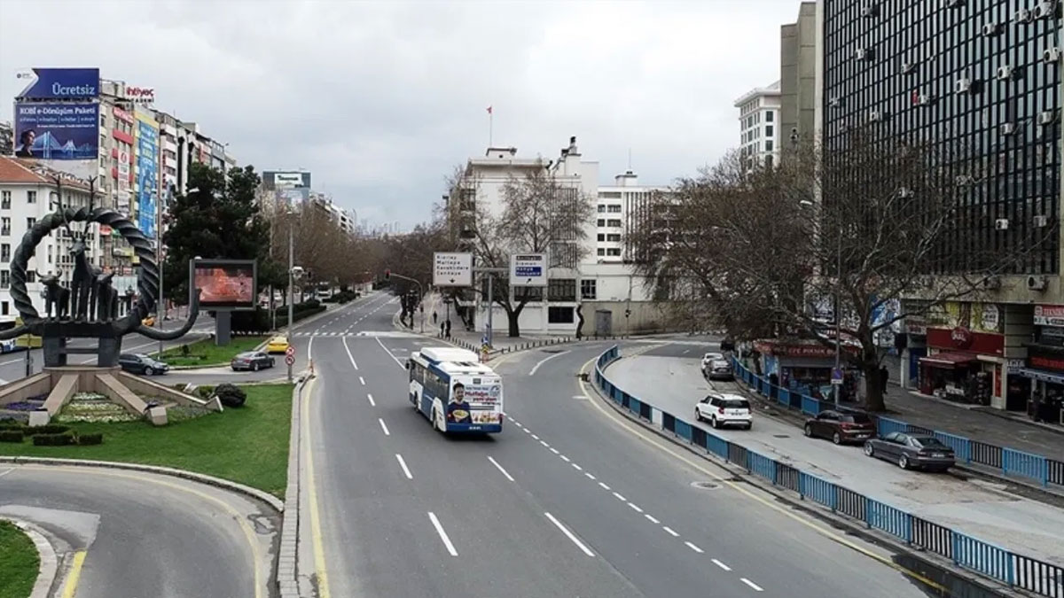 Ankara'da yarın bazı yollar trafiğe kapatılacak