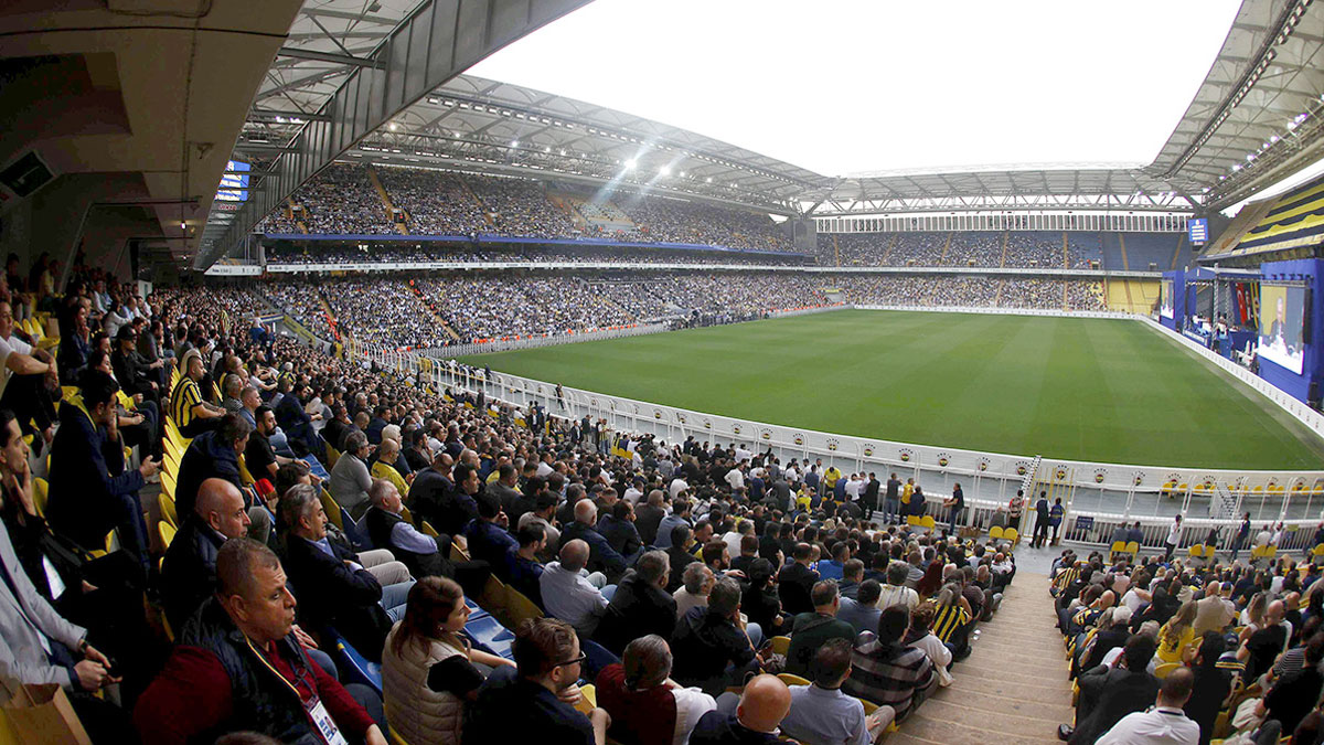 Fenerbahçe, eylülde olağanüstü kongreye gidiyor