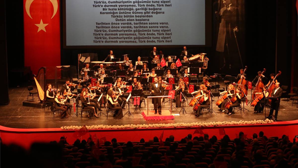 Senfoni Orkestrası’ndan coşkulu 19 Mayıs konseri