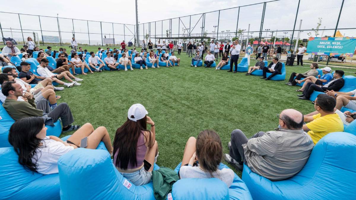 Başkan Tugay’dan gençlerle 19 Mayıs buluşması