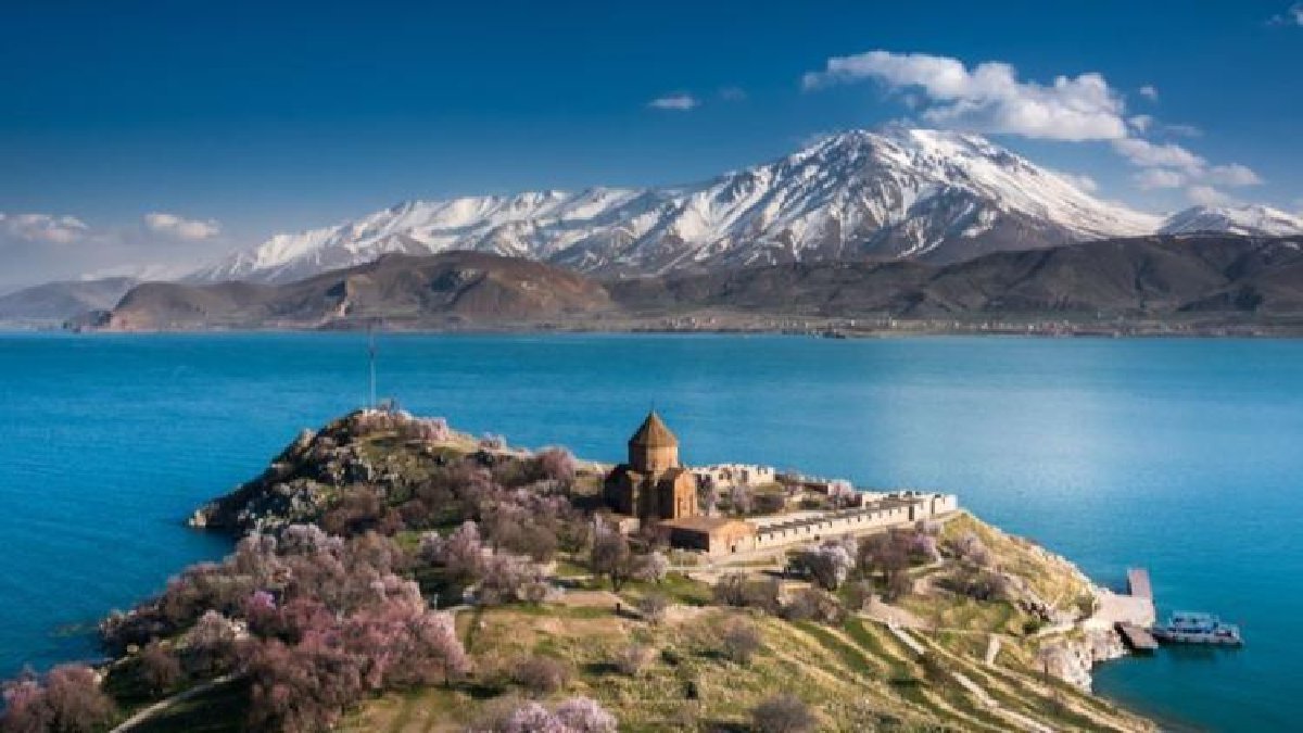 Ne Muğla ne de Antalya… Herkes şaşıp kalıyor, güzelliği Ege’yi aratmıyor! Doğu’nun Ege ilçesi: Yeni rota oluşturuluyor