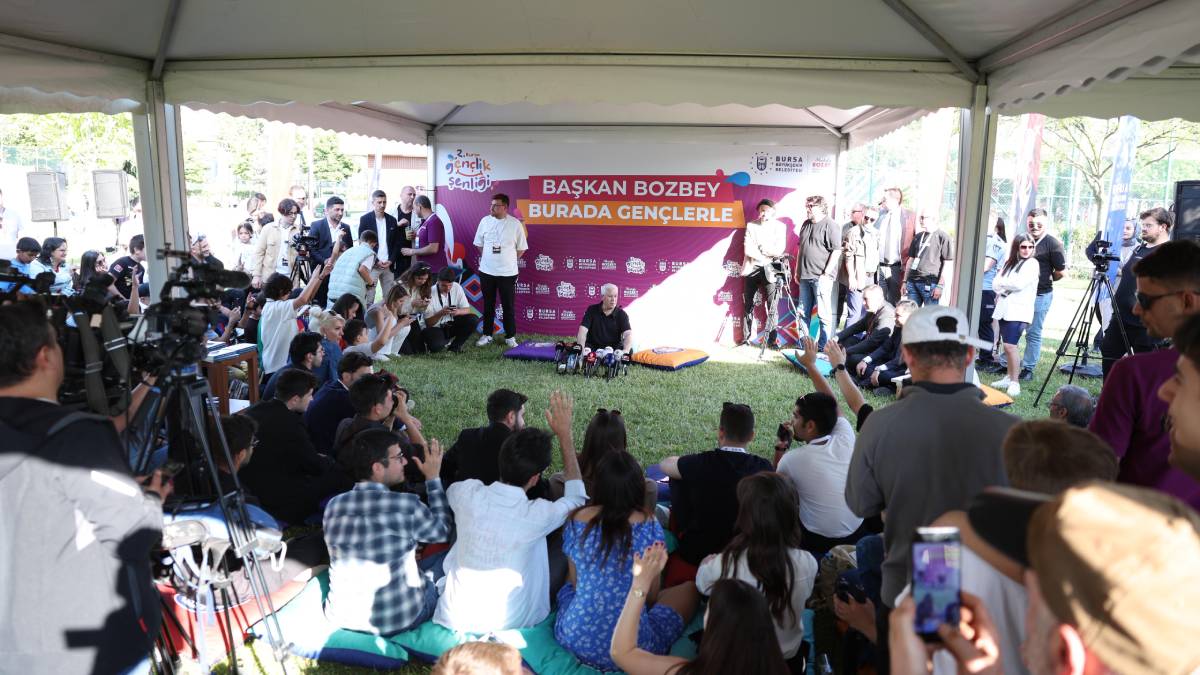 Başkan Mustafa Bozbey, gençlerle buluştu