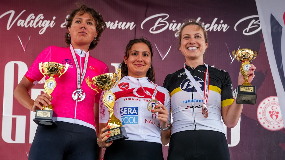 Türkiye Kupası 4. etap Samsun Kadınlar Yol Bisikleti yarışı tamamlandı