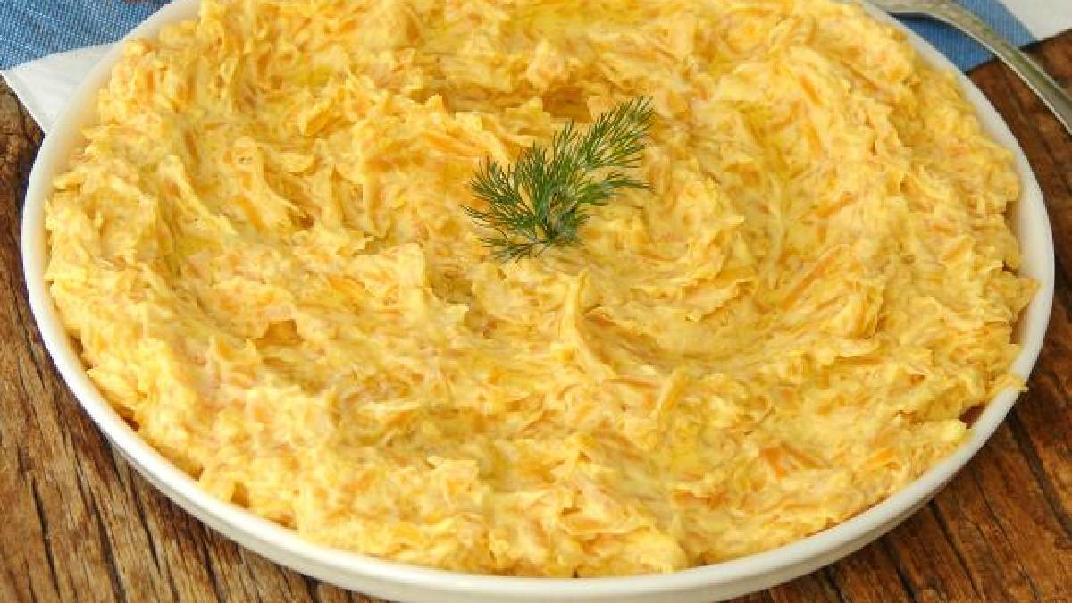 Yaz sofralarının yeni gözdesi! Klasiklere meydan okuyor: Patates tarator tarifiyle tanışın!