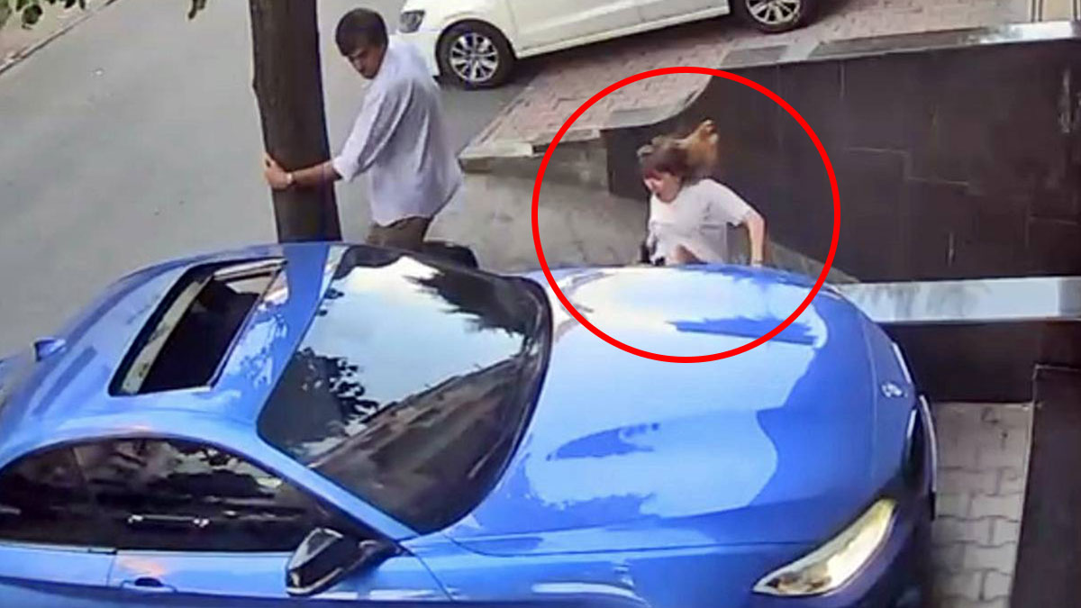 Ezmeye çalışırken duvar arasında sıkışmasına neden oldu! Eski koca dehşeti kamerada