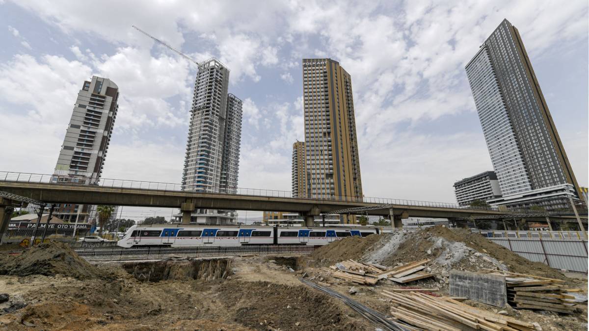 Büyükşehir’in ulaşım yatırımları sürüyor