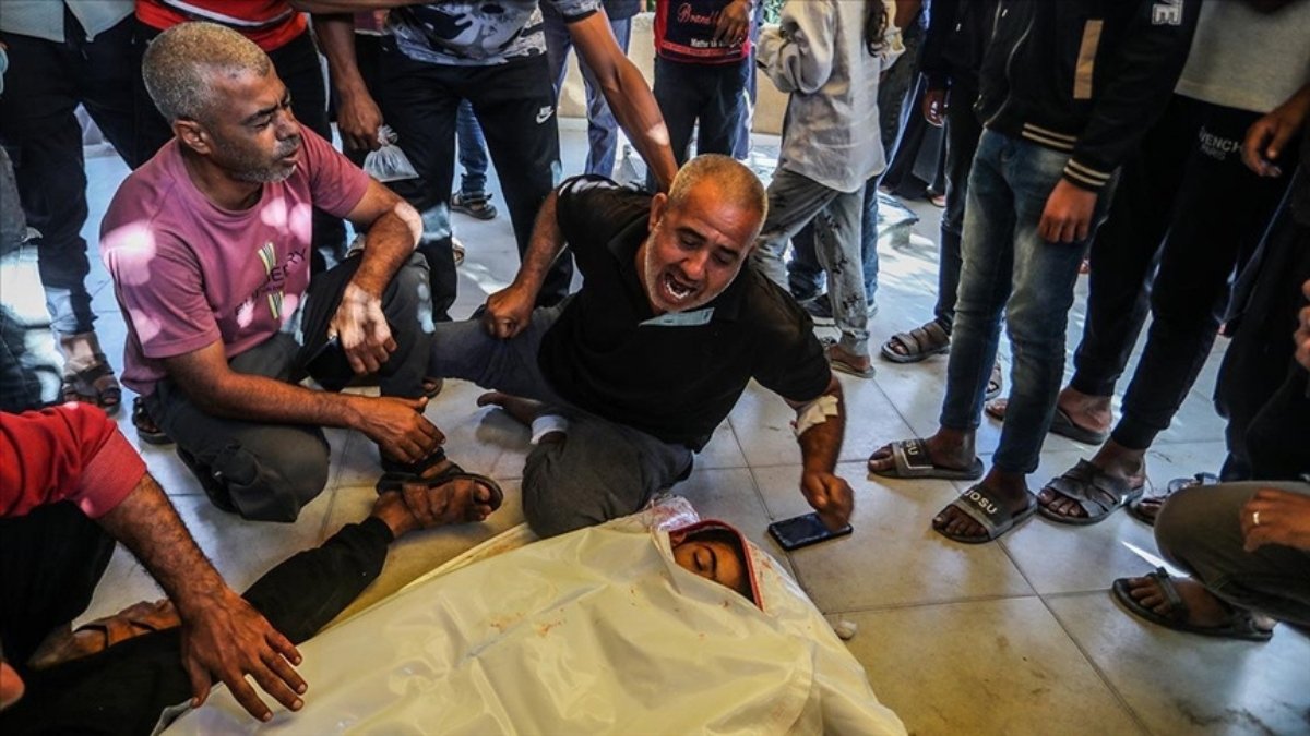 İsrail, saatler içinde çoğu çocuk, kadın ve yaşlı 50 Gazzeliyi katletti