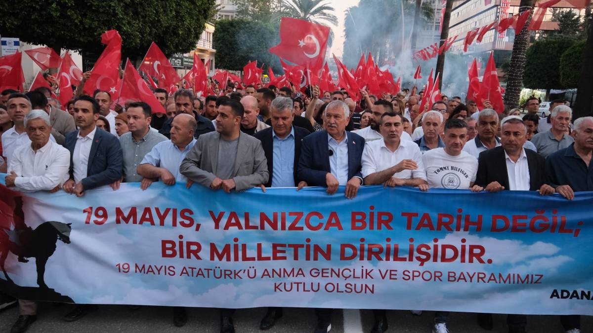 Manavgat’ta 19 Mayıs’a görkemli kutlama: “Ne mutlu Atatürk’ün gençliğine”