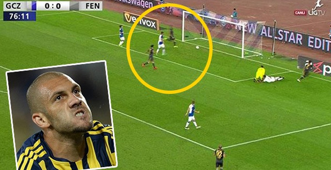 Fernandao golü attı, taraftar gol sevincine tepki gösterdi