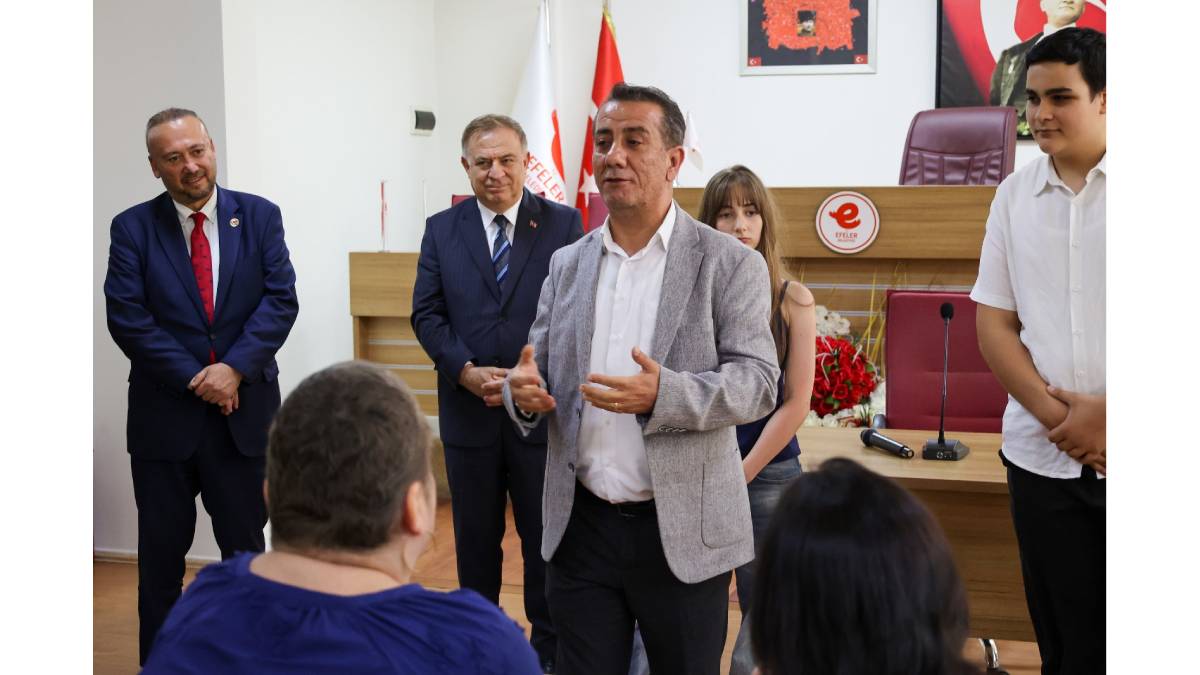 Başkan Yetişkin CHP Genel Başkan Yardımcısı Zeybek’i ağırladı