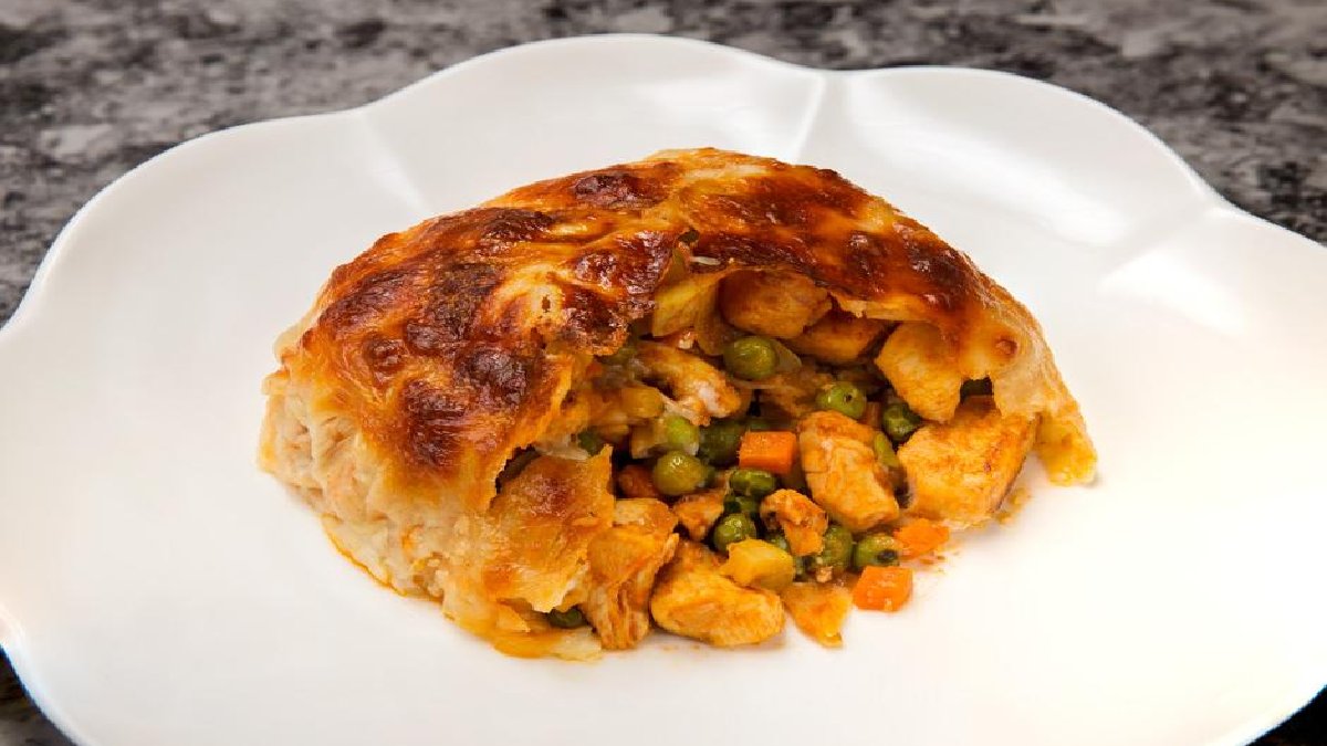 Sunumuyla görsel şölen sunuyor! Misafirler tarif almadan kalkmayacak! Sultanların ağzına yakışır lezzet