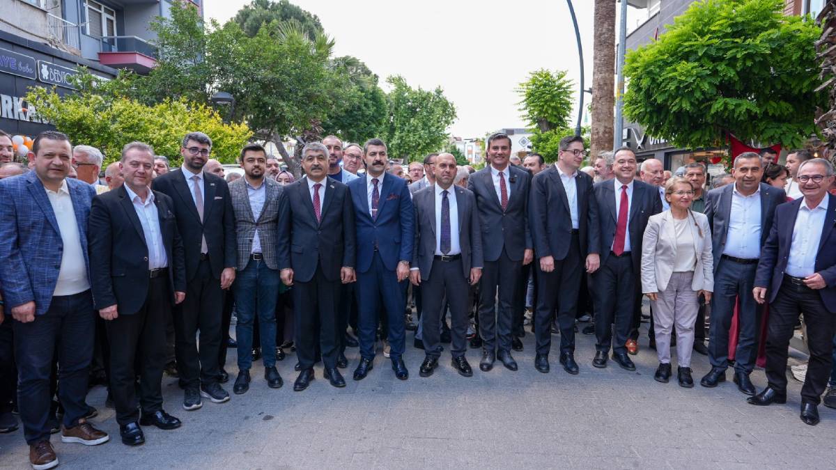 Akhisar’da Çağlak Festivali coşkusu