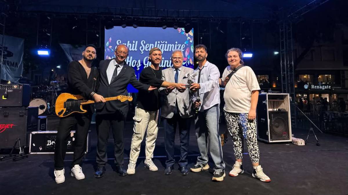 Bandırma Sahil Şenlikleri coşkuyla başladı!