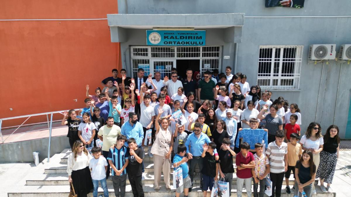 Yumurtalık Belediyesi, öğrencileri unutmadı