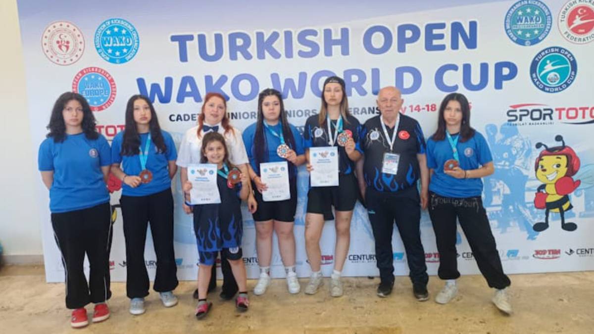 Kütahyalı sporculardan Dünya Kupası’nda gururlandıran başarı