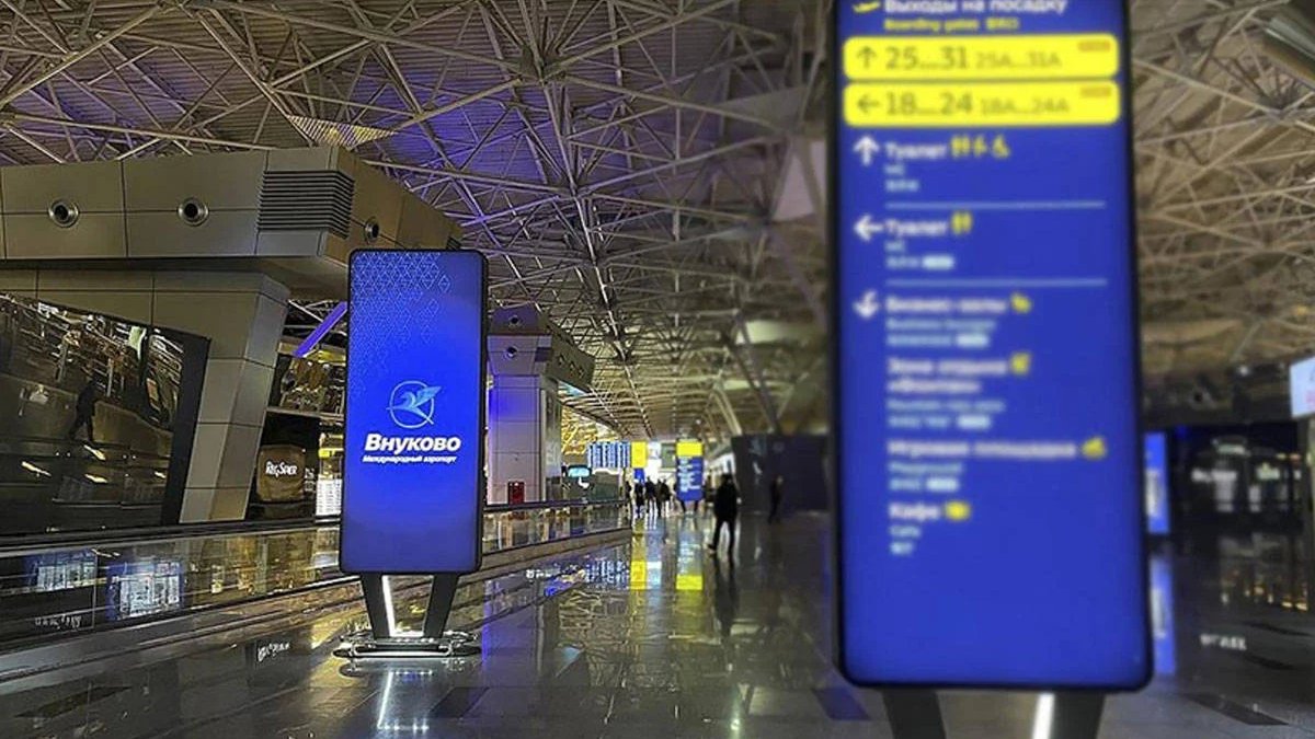 İHA saldırıları Moskova'da bazı havalimanlarını uçuşa kapattı