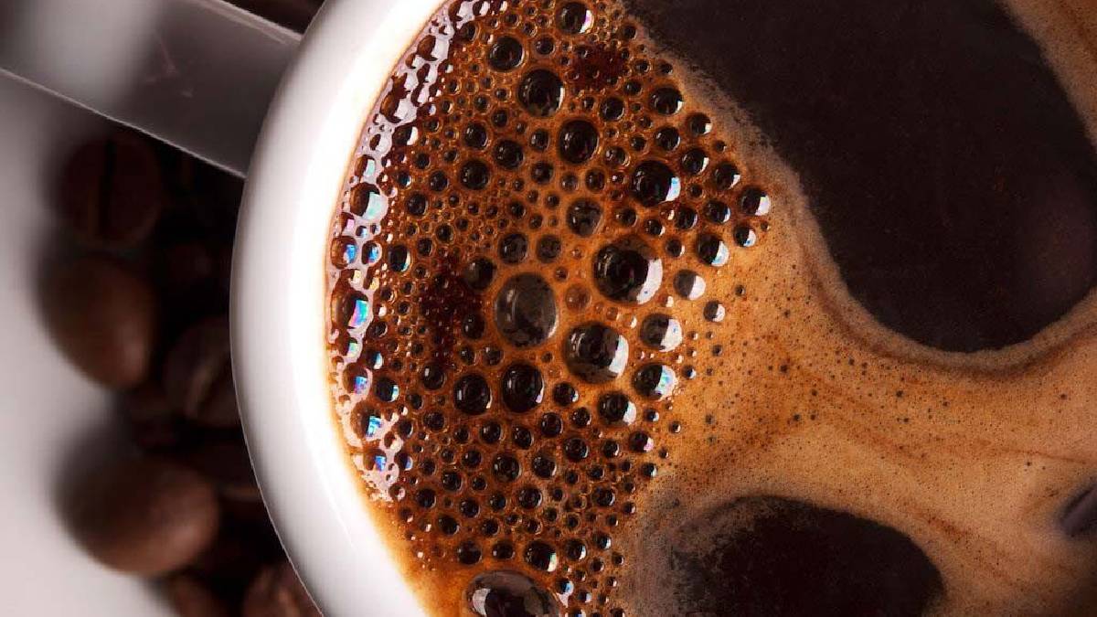 Kahve tiryakilerine kritik uyarı! Bu sınırı aşıyorsanız dikkat: Büyük tehdit oluşturuyor!