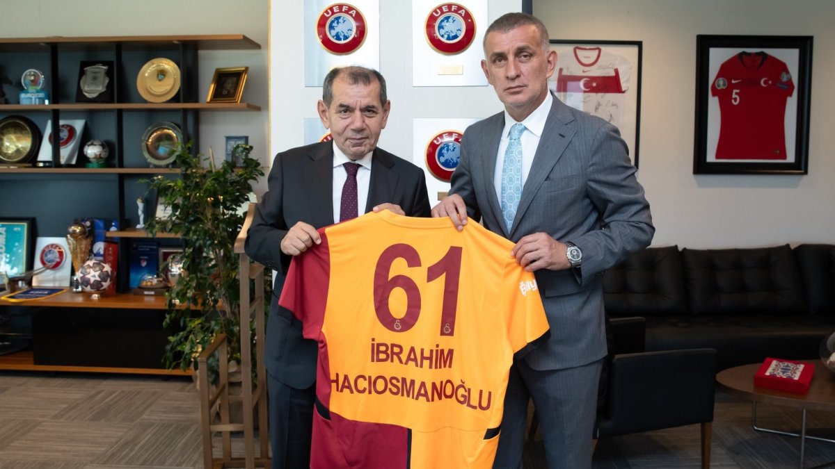 Dursun Özbek'ten, İbrahim Hacıosmanoğlu ve şampiyonluk açıklaması: Normal şartlarda...